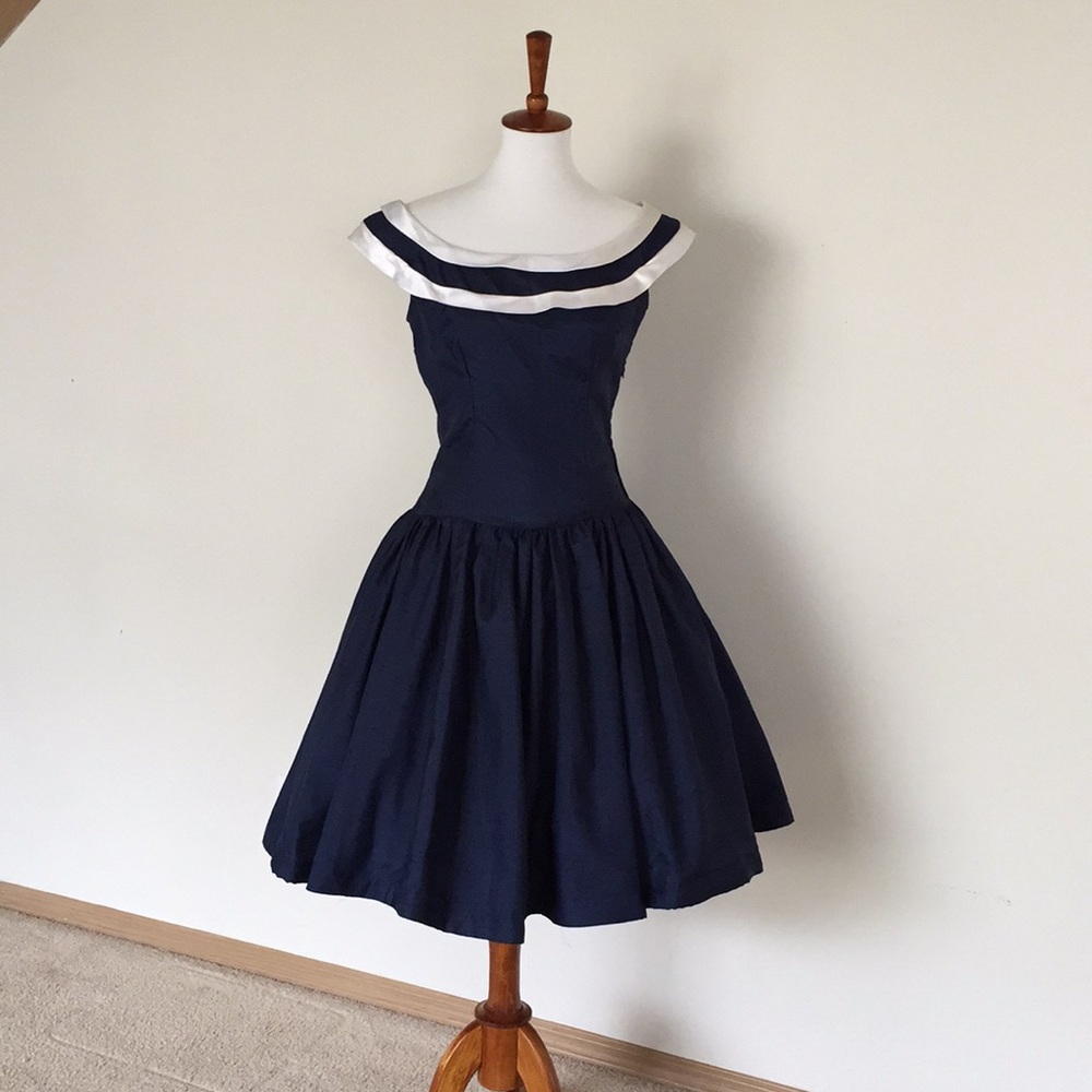Vintage 1950's sailor blue taffeta cocktail dress